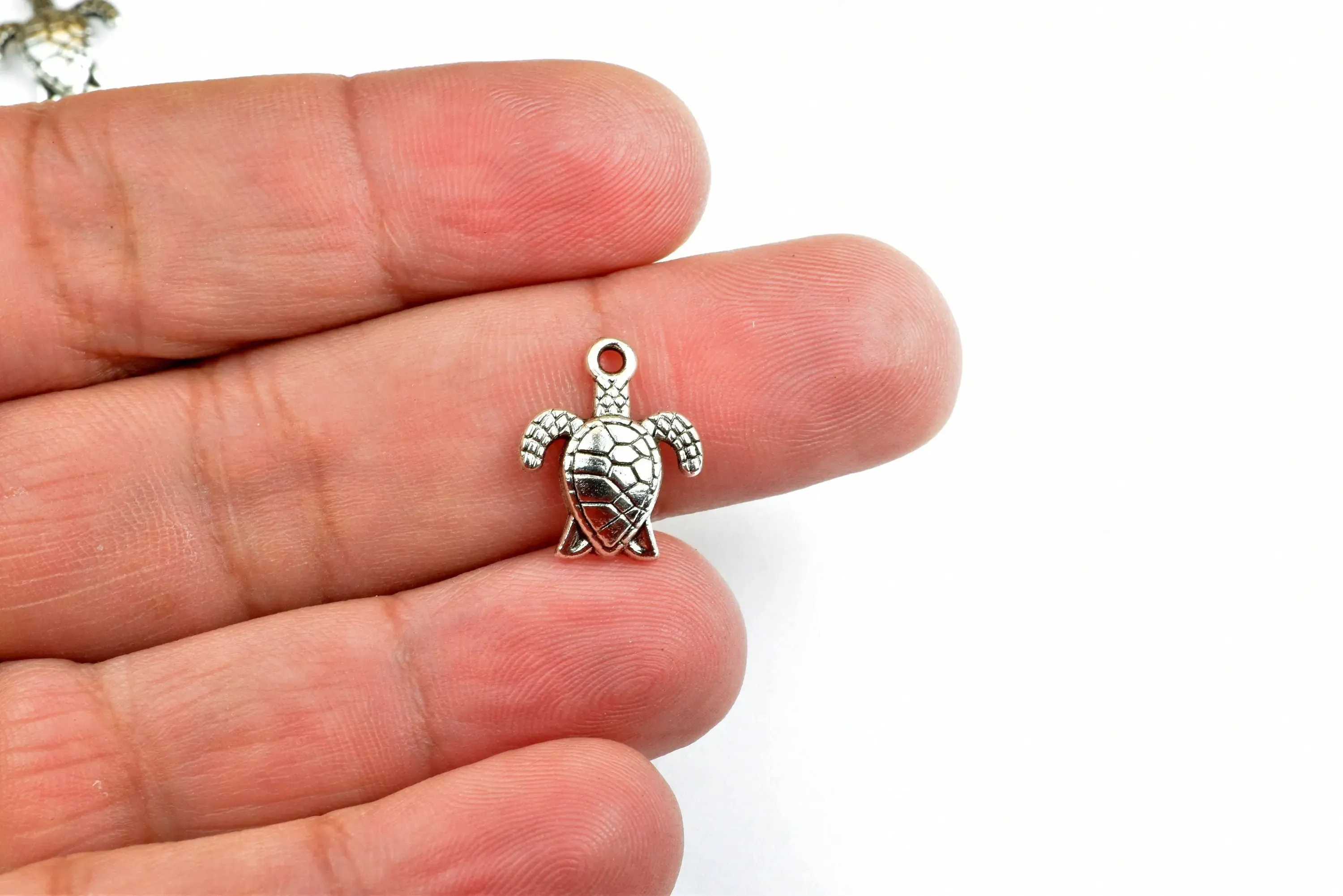 18 PCs Turtle Charm Size 15x13mm Silver Color Charm Pendant Finding For Jewelry Making