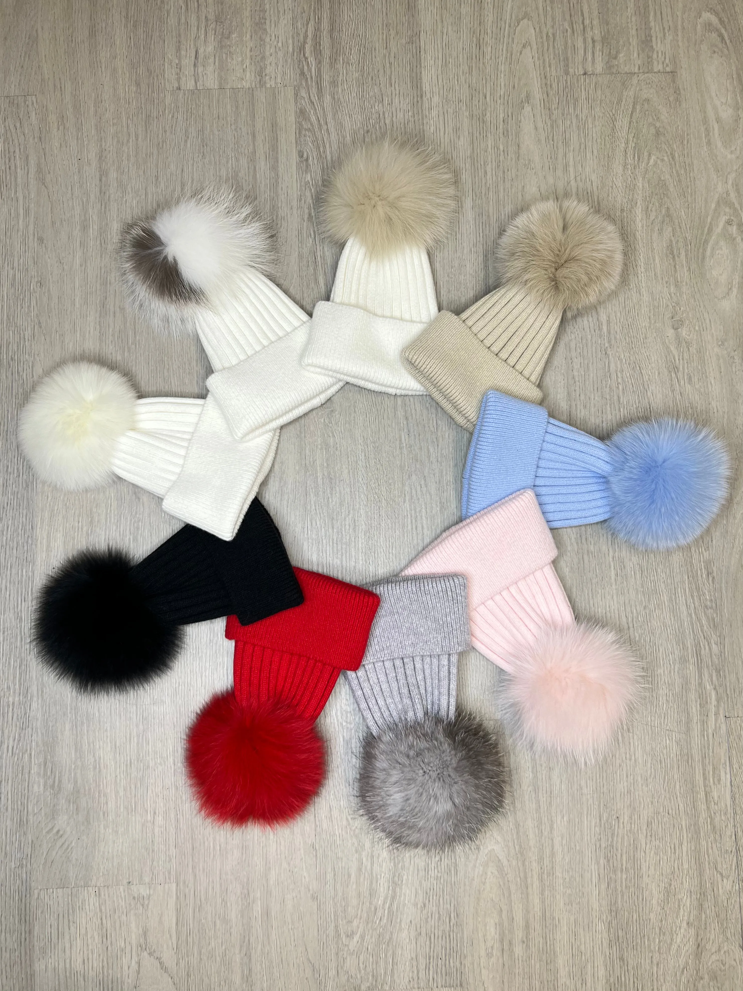 Childrens White/Beige Luxury Fur Bobble Hat