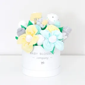 Neutral Hatbox Bouquet - Deluxe