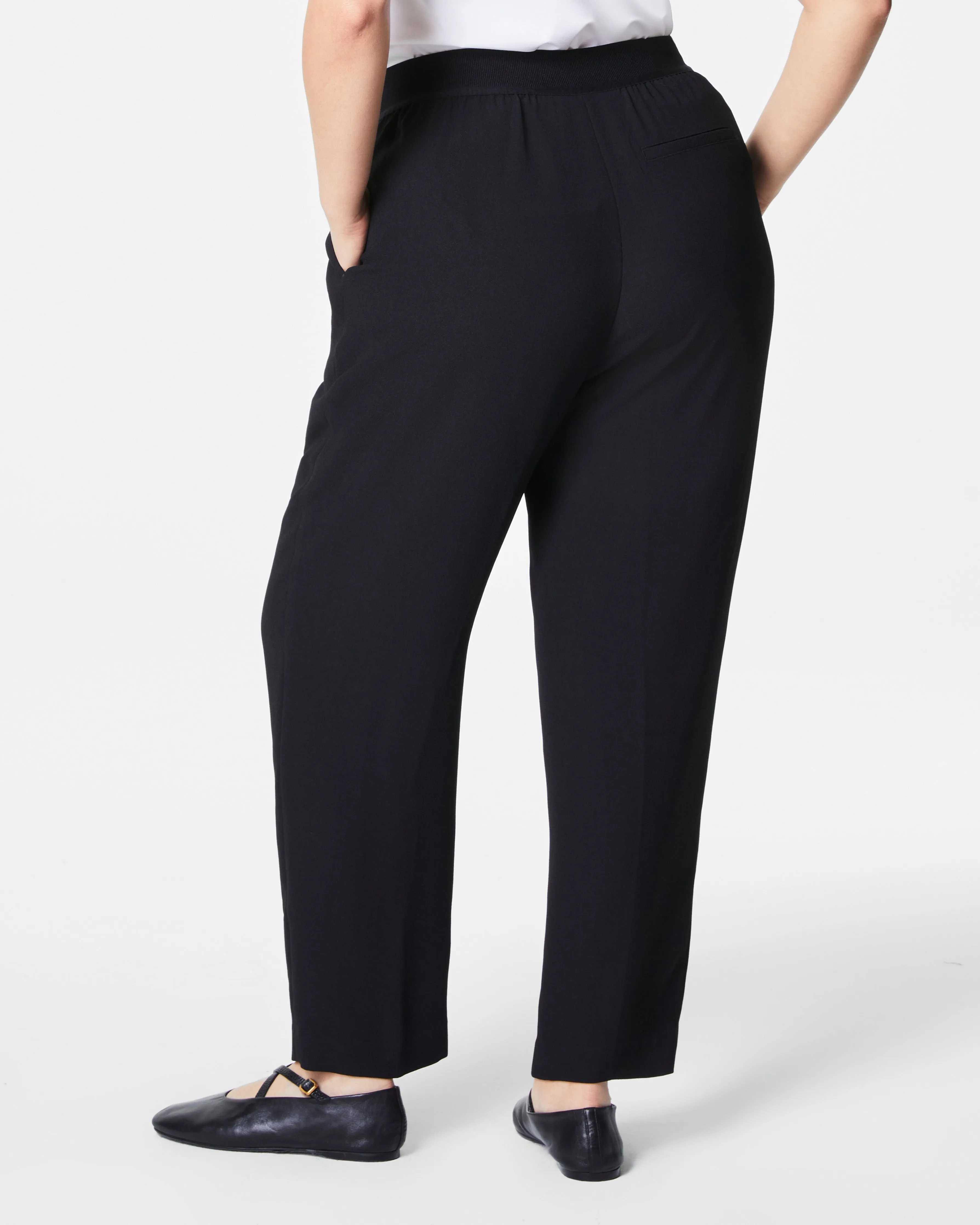 SPANX® Carefree Crepe Tapered Ankle Pant